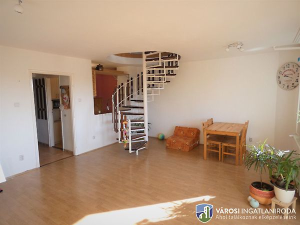 Eladó lakás Szeged, Móraváros 2. kép