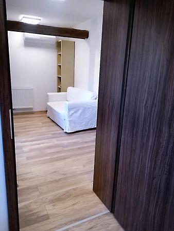 Kiadó lakás Pécs 13. kép