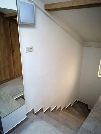 Kiadó lakás Pécs 2. kép