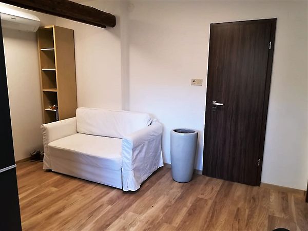 Kiadó lakás Pécs 6. kép