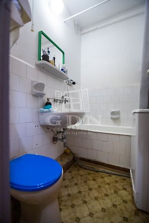 Eladó lakás Veszprém 7. kép