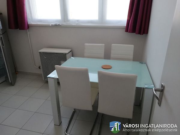 Kiadó lakás Szeged, Belváros 5. kép