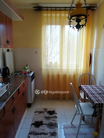 Kiadó lakás Debrecen 12. kép