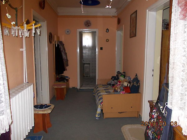 Eladó ház Pári 10. kép