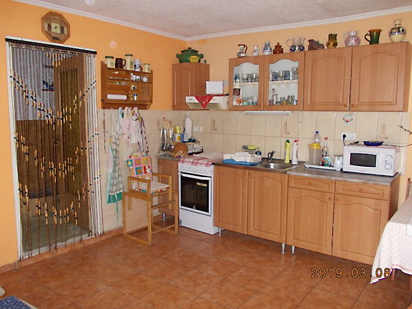 Eladó ház Pári 15. kép