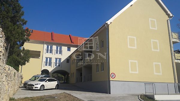 Eladó lakás Sümeg 5. kép
