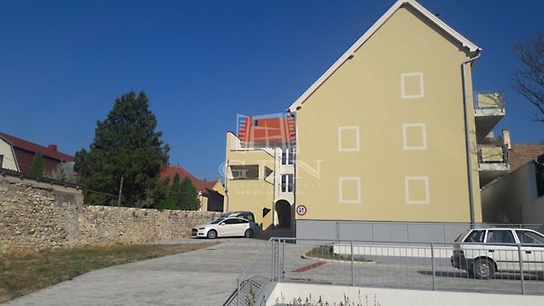 Eladó lakás Sümeg 3. kép