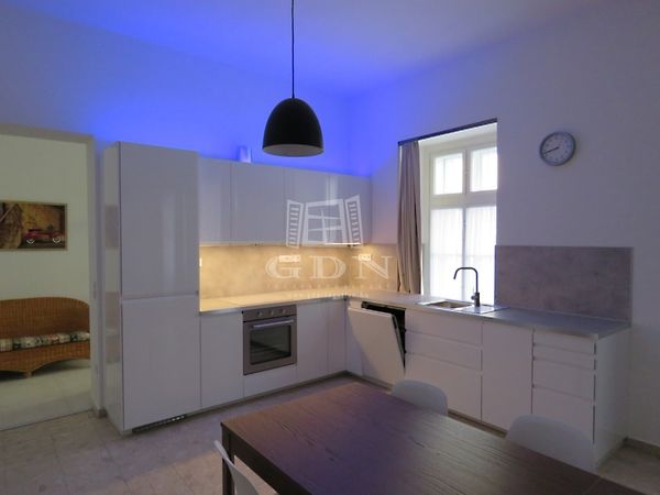 Kiadó lakás Székesfehérvár 5. kép