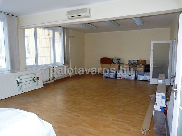Kiadó üzleti Székesfehérvár, Belváros 3. kép
