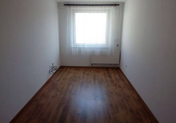 Kiadó lakás Debrecen, Újkert 4. kép