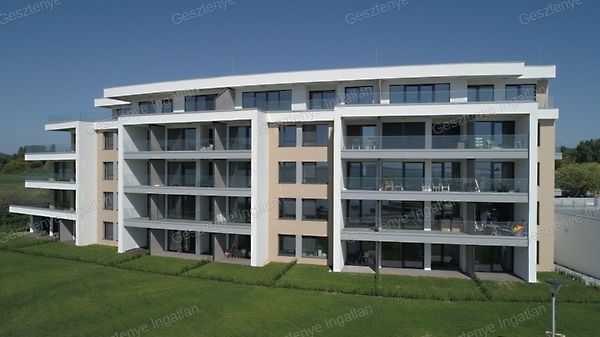 Eladó lakás Balatonfüred 5. kép