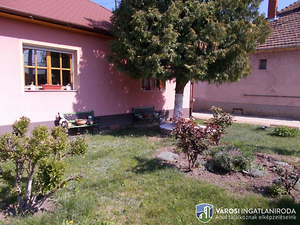 Eladó ház Győr 13. kép