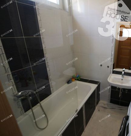 Eladó ház Kecskemét 8. kép