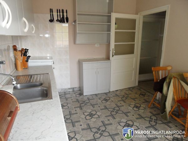 Eladó ház Szeged, Móraváros 6. kép