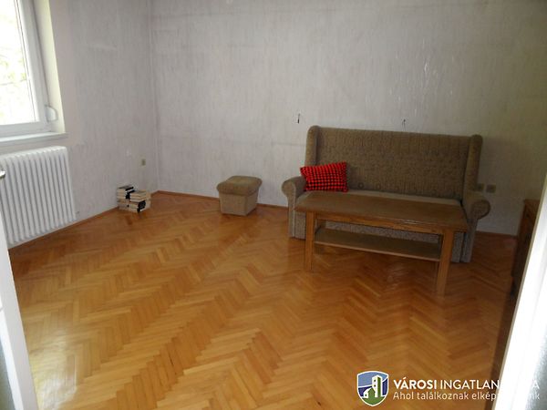 Eladó lakás Szeged, Móraváros 1. kép