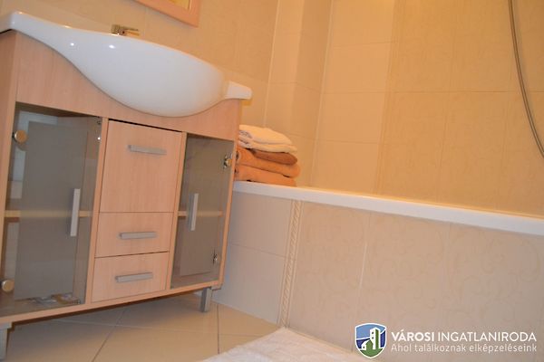 Kiadó lakás Szeged, Belváros 6. kép