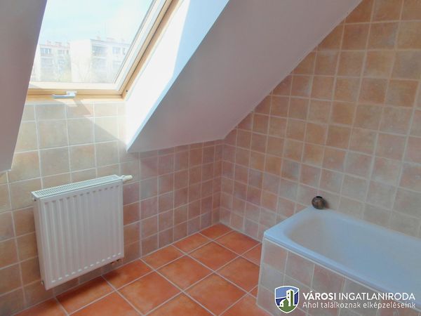 Eladó lakás Szeged, Belváros 7. kép