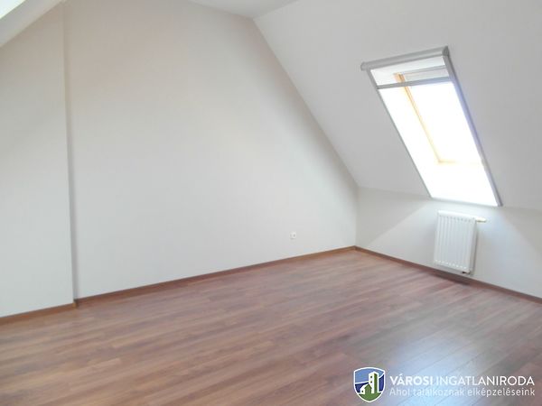 Eladó lakás Szeged, Belváros 8. kép