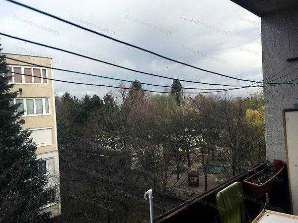 Eladó lakás Veszprém 8. kép