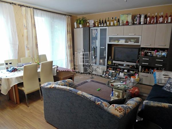 Eladó lakás Veszprém 3. kép