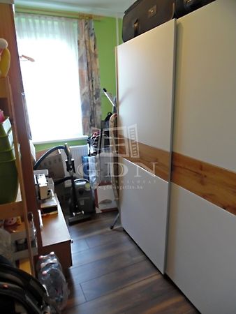 Eladó lakás Veszprém 5. kép