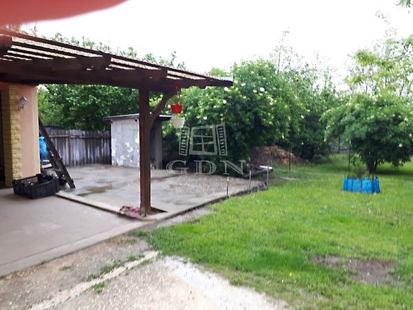 Eladó ház Tiszakürt 18. kép
