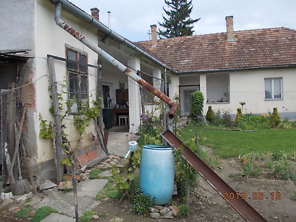 Eladó ház Tamási 2. kép