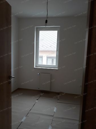 Eladó lakás Eger, Belváros 6. kép