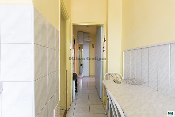 Eladó lakás Szombathely 6. kép