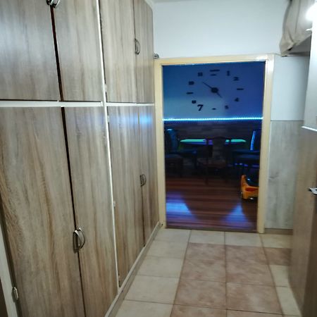 Eladó lakás Székesfehérvár, Tóváros 2. kép