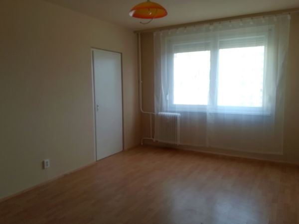 Eladó lakás Debrecen, Fényesudvar 1. kép