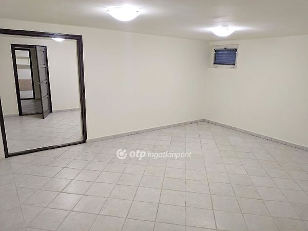 Eladó lakás Eger 1. kép