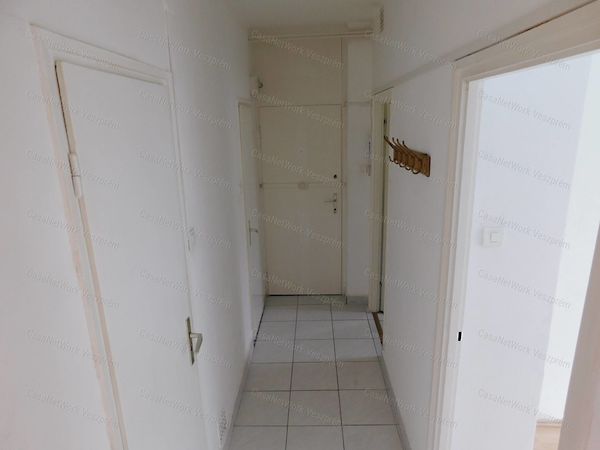 Kiadó lakás Veszprém 4. kép