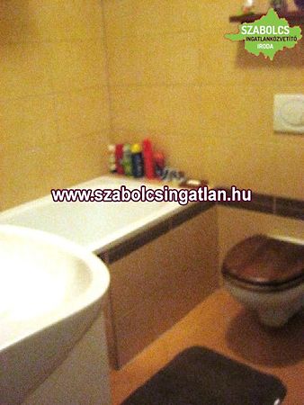 Eladó lakás Nyíregyháza 8. kép
