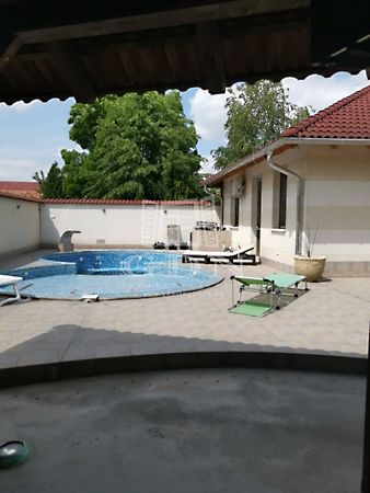 Eladó ház Szeged 15. kép