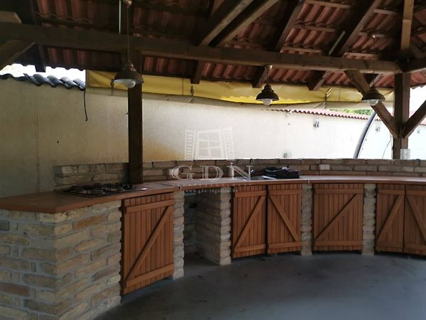 Eladó ház Szeged 8. kép