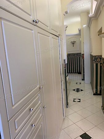 Eladó lakás Szolnok, Belváros 5. kép