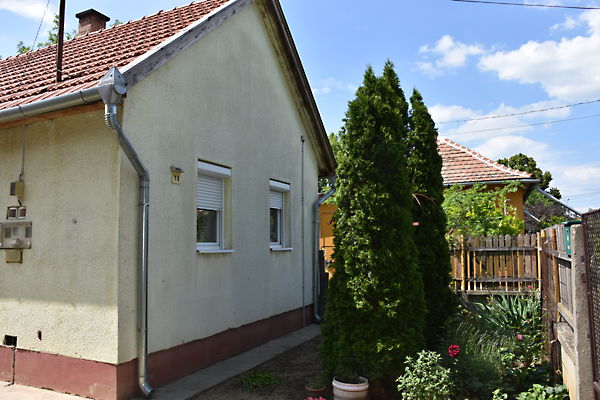 Eladó ház Törökszentmiklós 6. kép