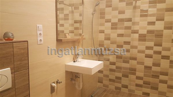 Kiadó lakás Kecskemét, Belváros 8. kép