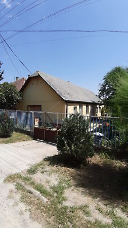 Eladó ház Maglód, Központ 1. kép