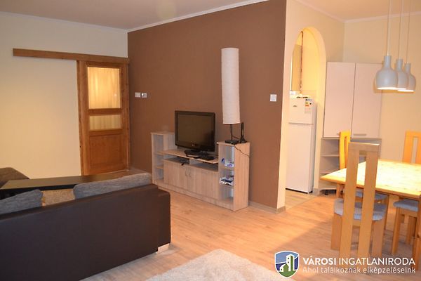 Kiadó lakás Szeged, Belváros 1. kép