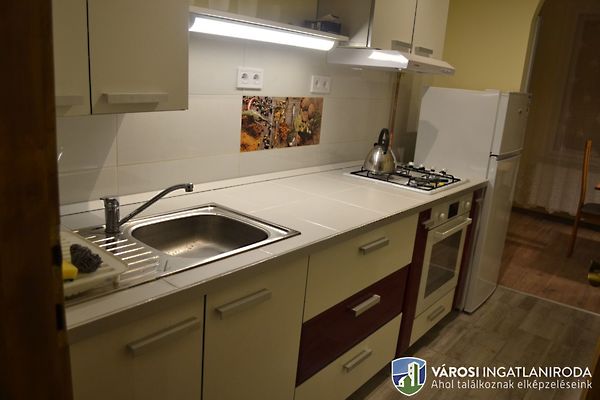Kiadó lakás Szeged, Belváros 6. kép