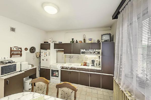 Eladó ház Kecskemét 23. kép