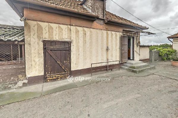 Eladó ház Kecskemét 36. kép