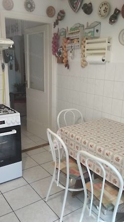 Eladó lakás Veszprém 14. kép