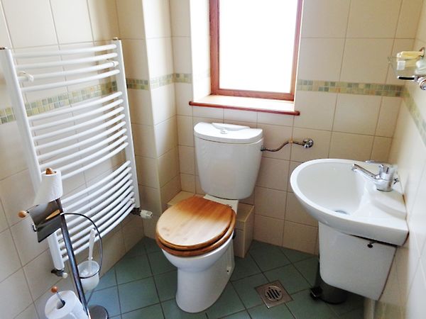 Kiadó üzleti Győr, Sziget 13. kép