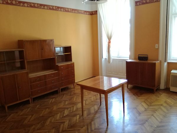 Kiadó lakás Szeged, Belváros 1. kép