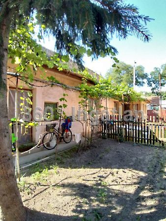 Eladó ház Debrecen 1. kép