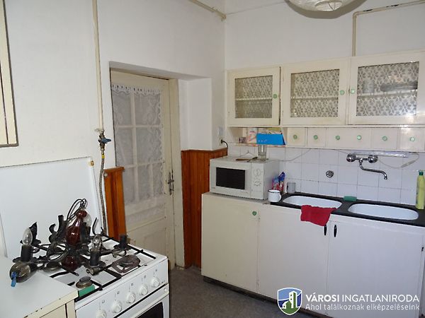Eladó ház Győr, Ménfőcsanak 10. kép
