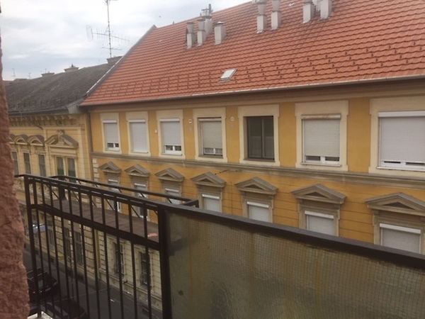 Eladó lakás Szeged, Belváros 1. kép